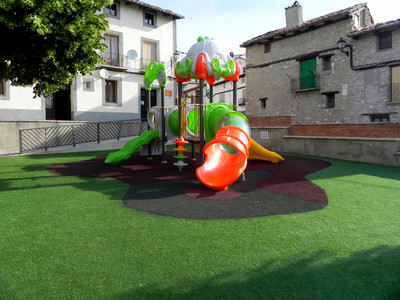 Parque infantil de la glorieta junto a la plaza Mayor Imagen 1